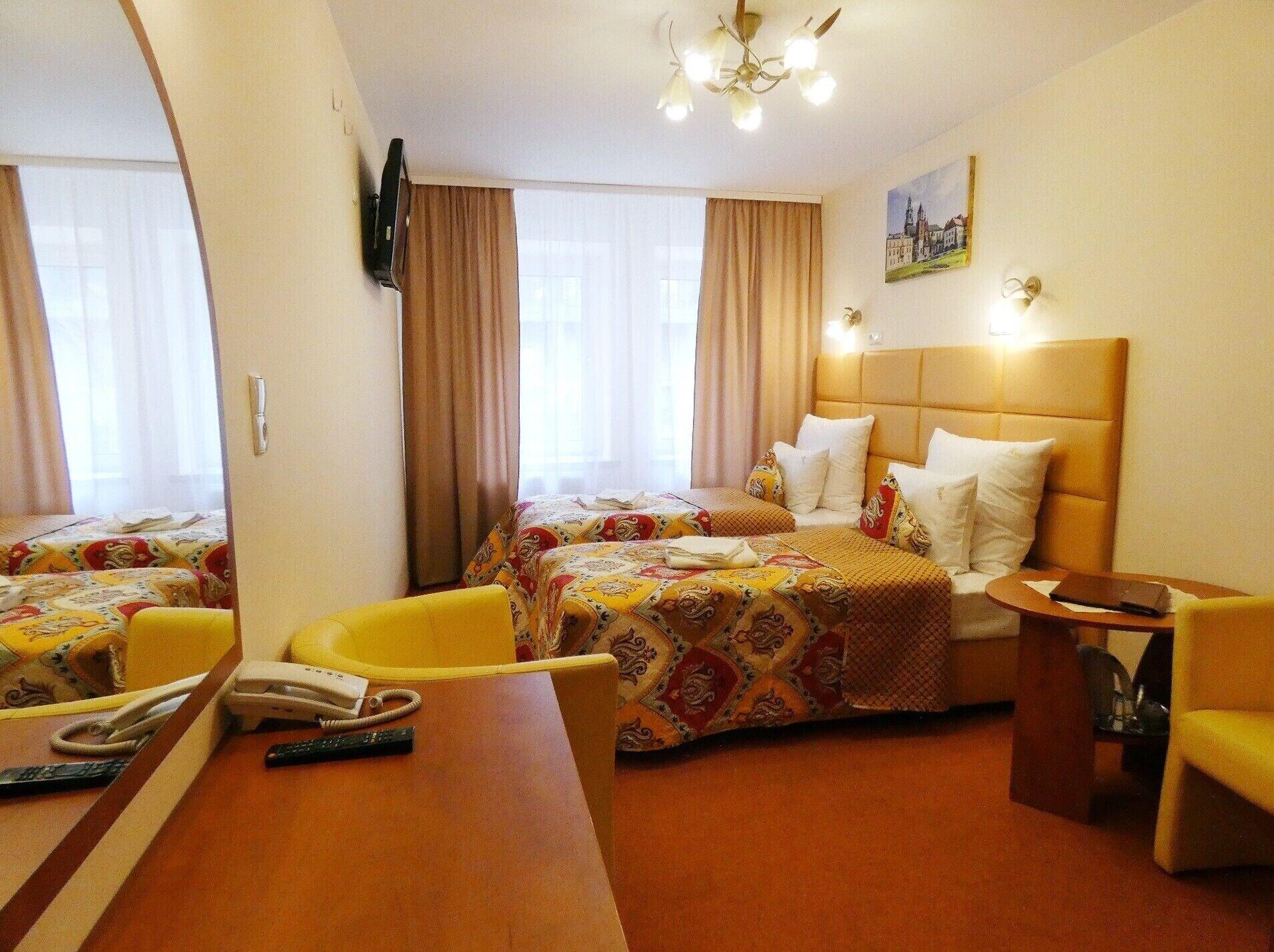 קרקוב Aparthotel Adler מראה חיצוני תמונה