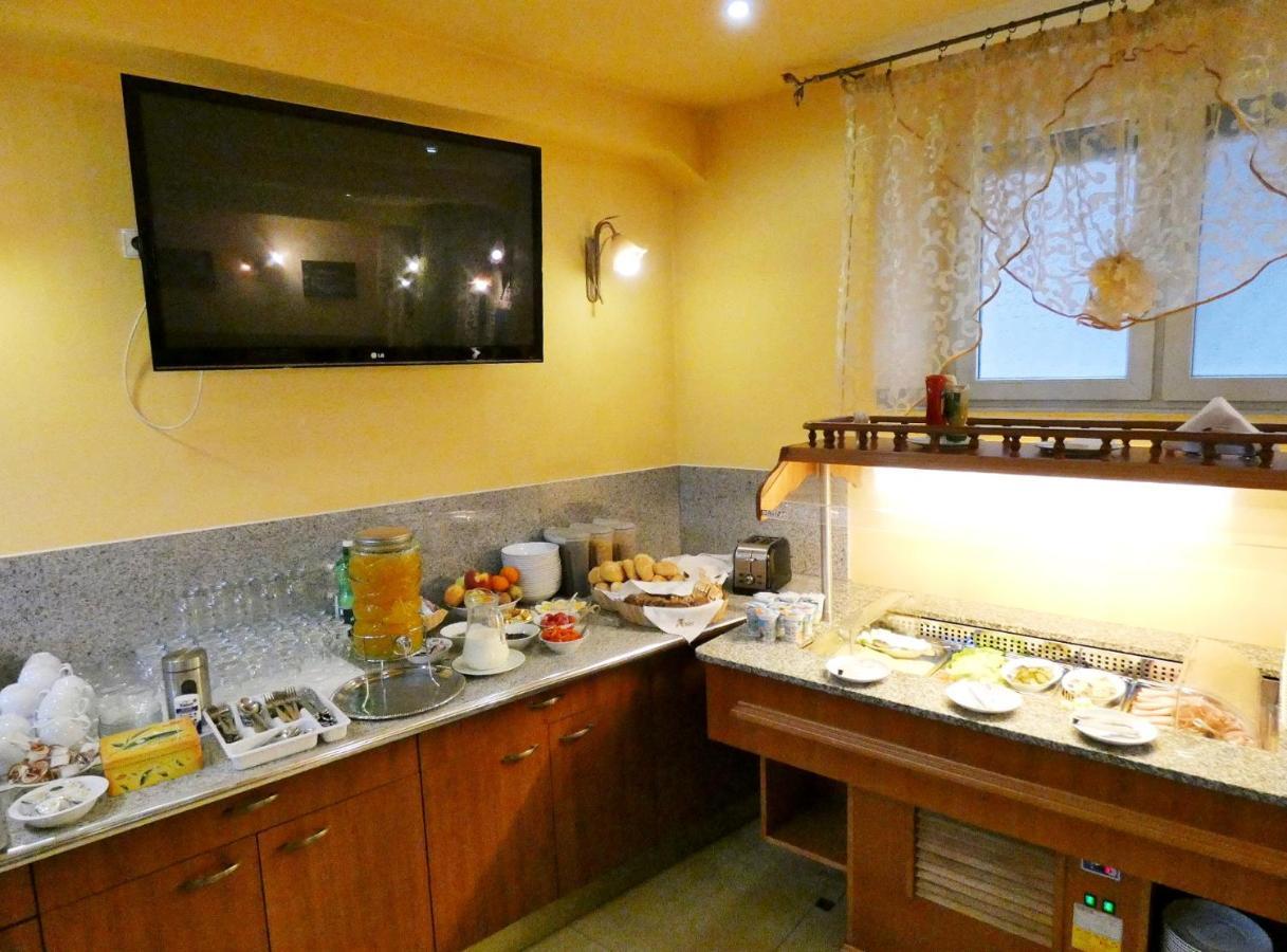 קרקוב Aparthotel Adler מראה חיצוני תמונה