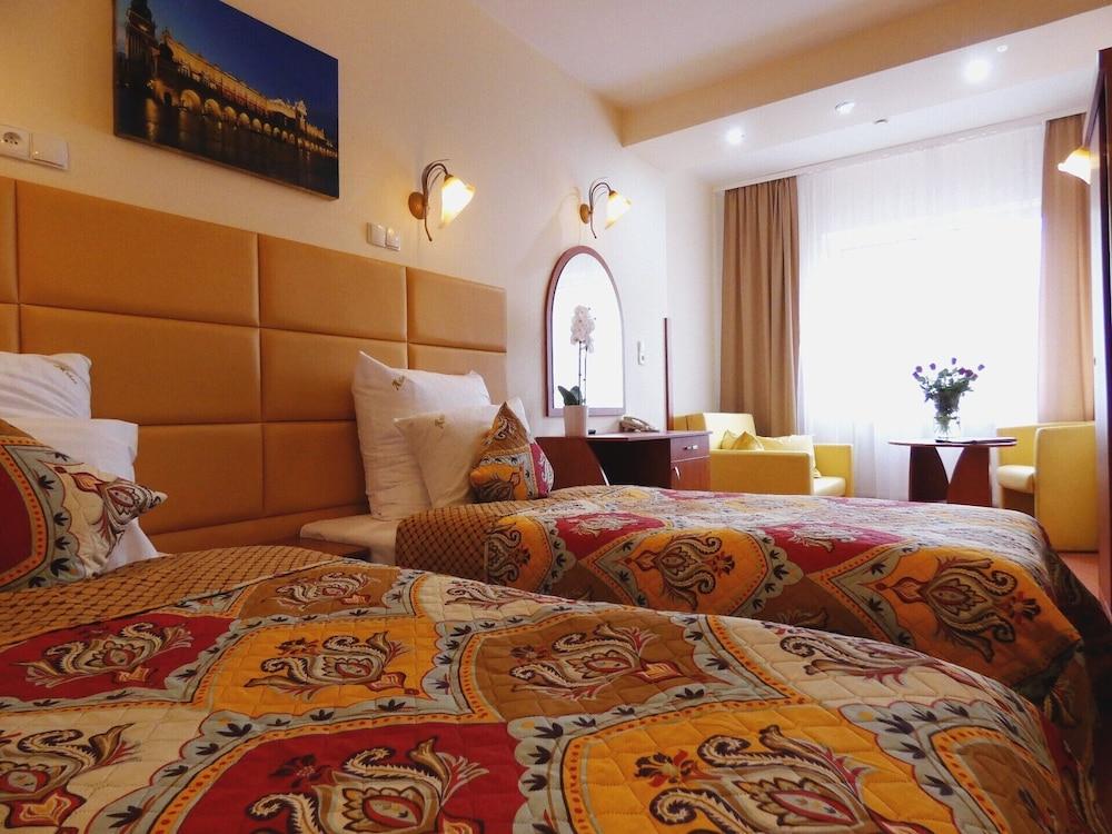 קרקוב Aparthotel Adler מראה חיצוני תמונה